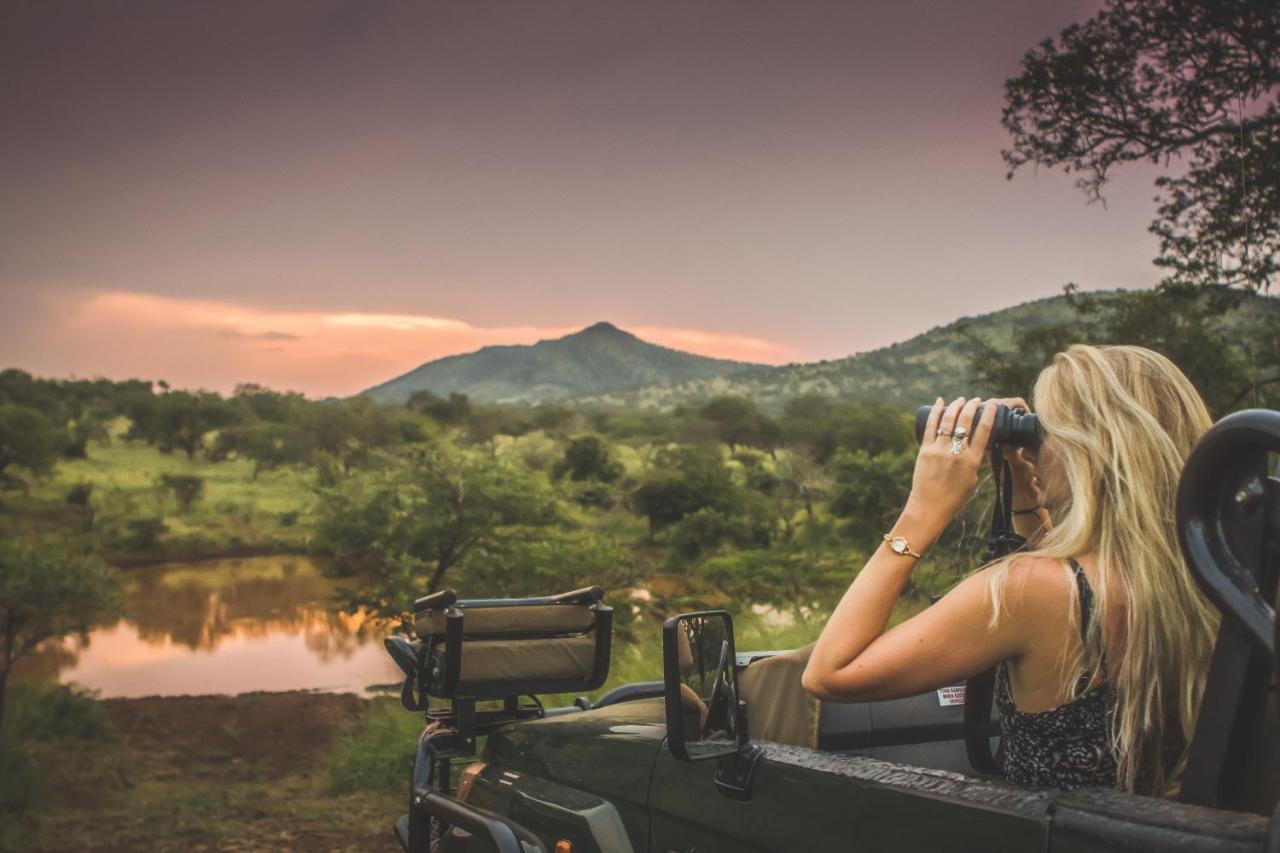 ลีโอพาร์ด เมาน์เทน ซาฟารี ลอดจ์ Villa Manyoni Private Game Reserve ภายนอก รูปภาพ