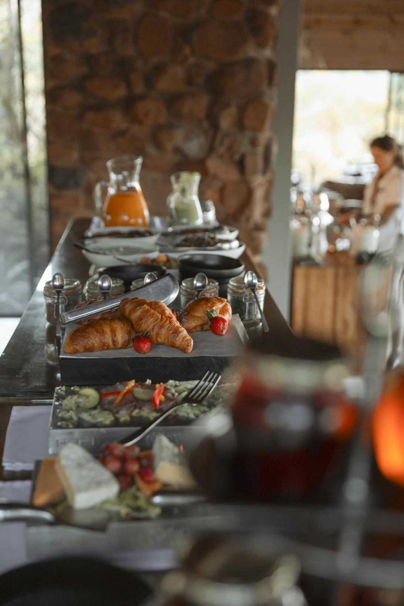 ลีโอพาร์ด เมาน์เทน ซาฟารี ลอดจ์ Villa Manyoni Private Game Reserve ภายนอก รูปภาพ