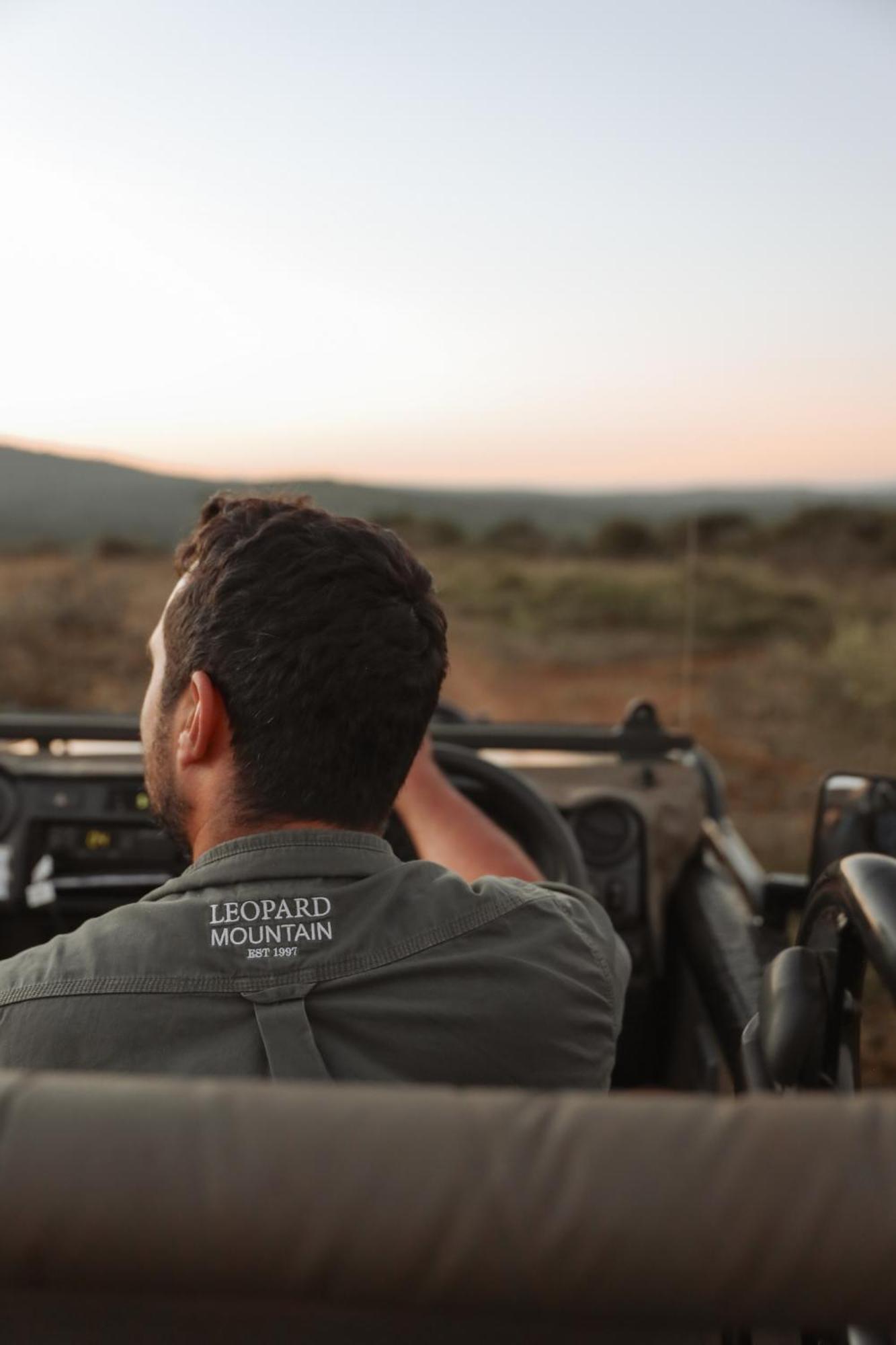 ลีโอพาร์ด เมาน์เทน ซาฟารี ลอดจ์ Villa Manyoni Private Game Reserve ภายนอก รูปภาพ