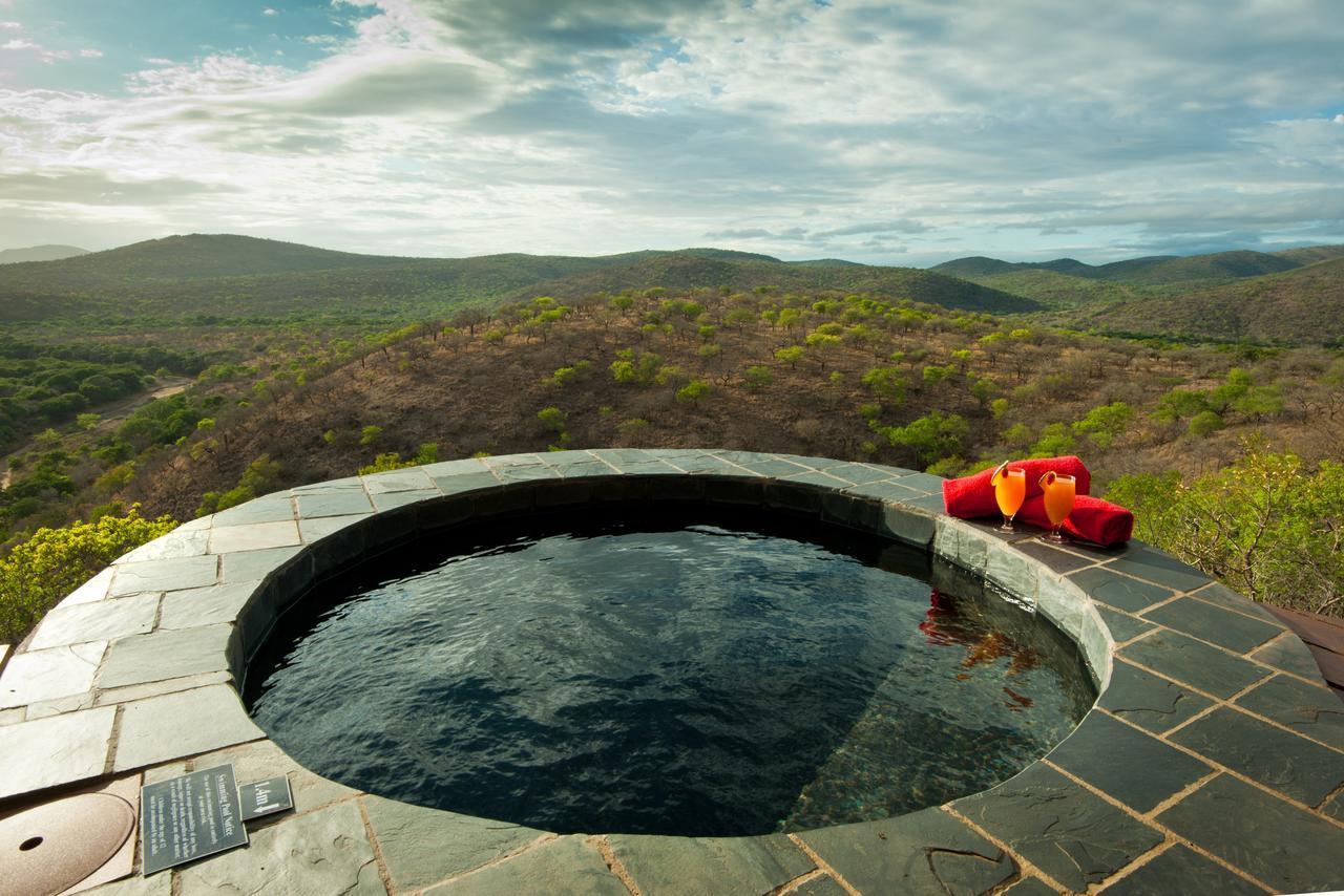 ลีโอพาร์ด เมาน์เทน ซาฟารี ลอดจ์ Villa Manyoni Private Game Reserve ภายนอก รูปภาพ